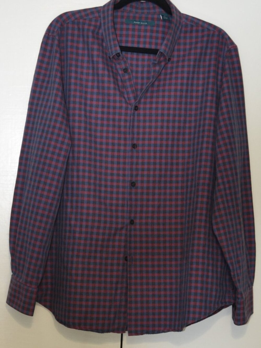 Perry Ellis Men’s Plaid Button-Down Shirt – Size XL - Picture 2 of 6